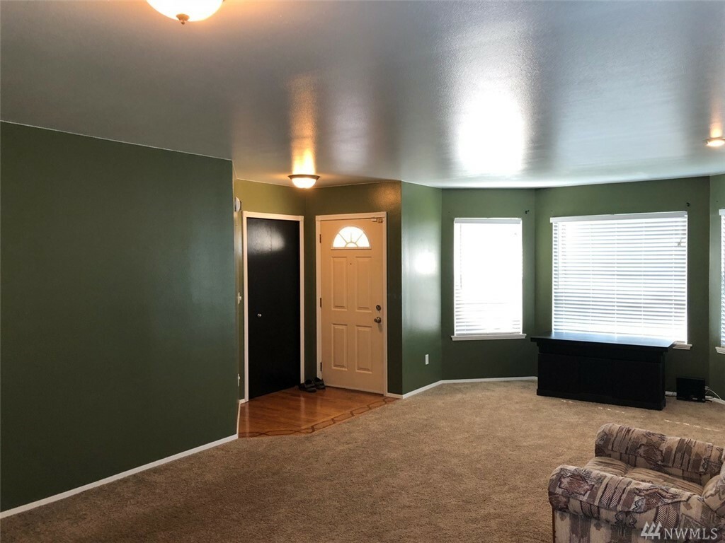 Property Photo:  204 S 27th. St.  WA 98274 