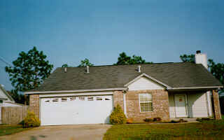 Property Photo:  2257 Estate Circle  FL 32566 