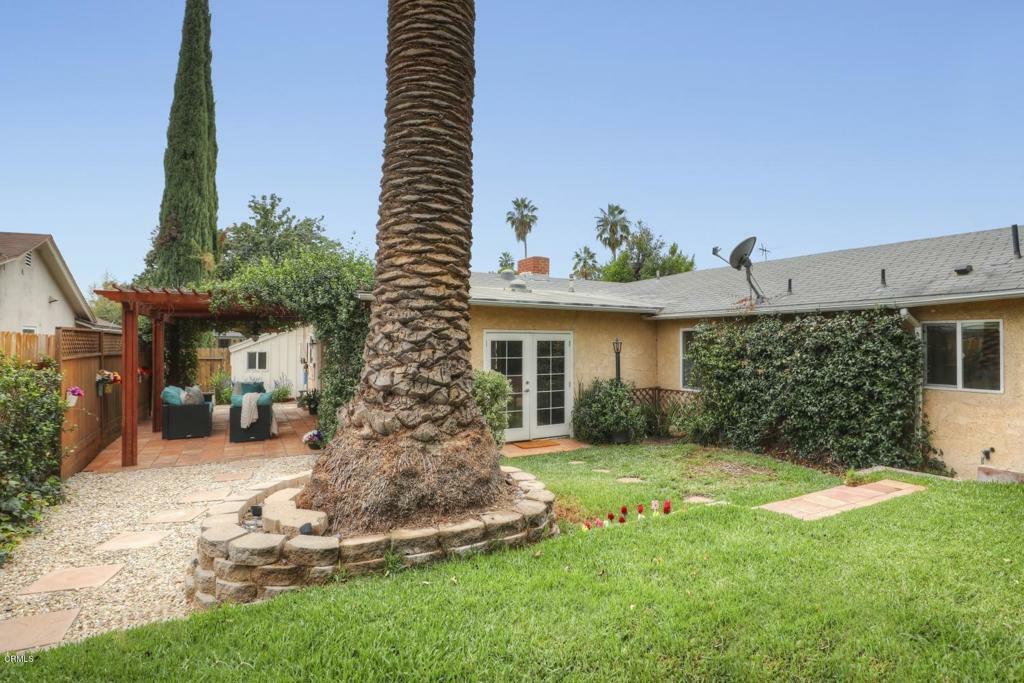 Property Photo: 17605 Blythe Street CA 91325