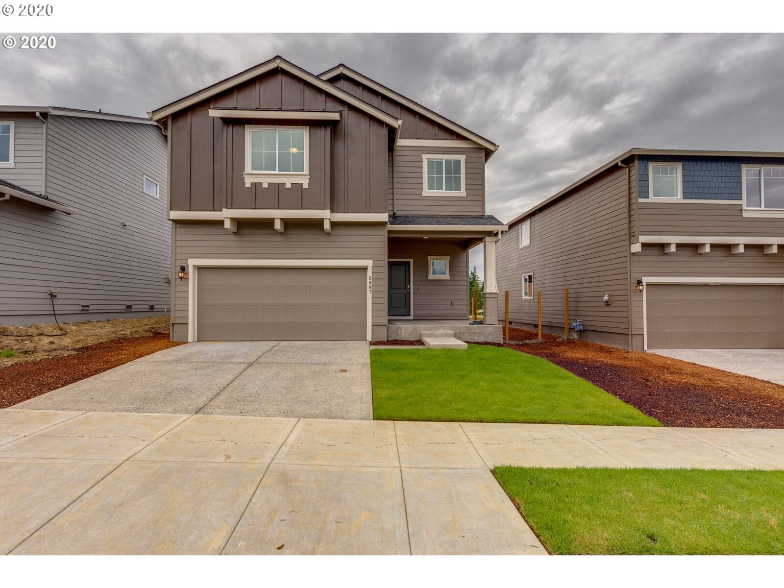 Property Photo: 1928 S Robin Way WA 98642