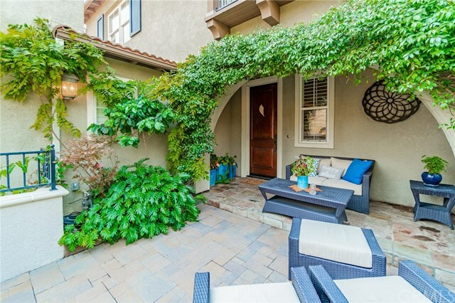 Property Photo: 307 Winslow Avenue CA 90814