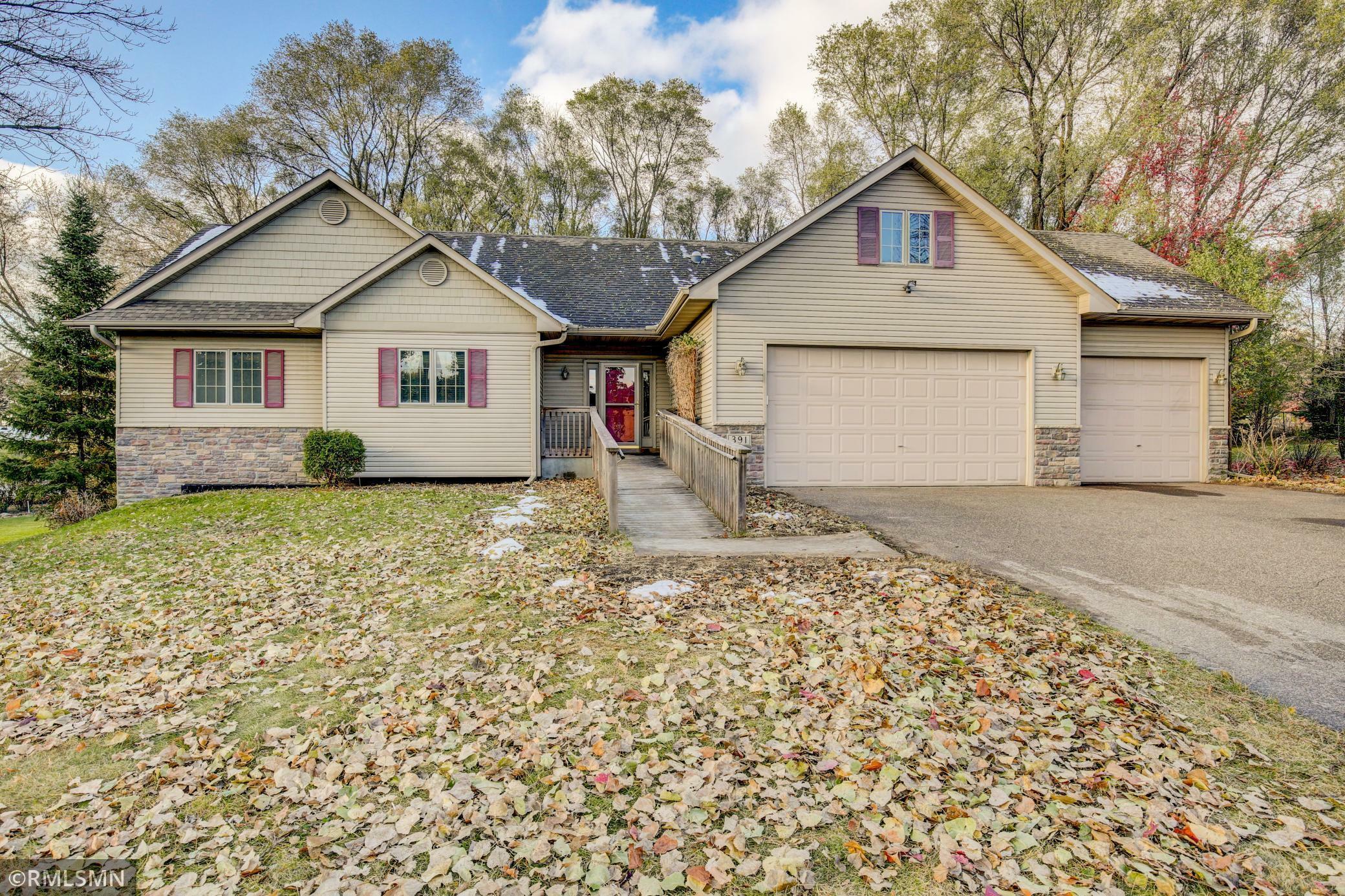 391 Sandhurst Circle  Roseville MN 55113 photo