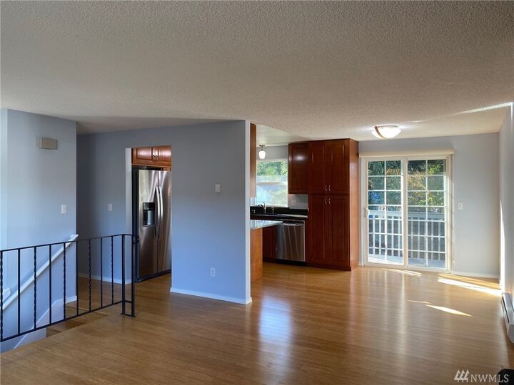 Property Photo:  4203 Kings Ct  WA 98014 