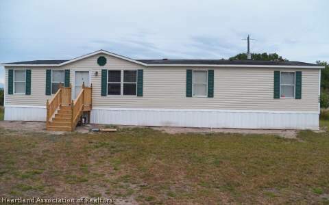 Property Photo:  1226 Cardinal Road  FL 33873 