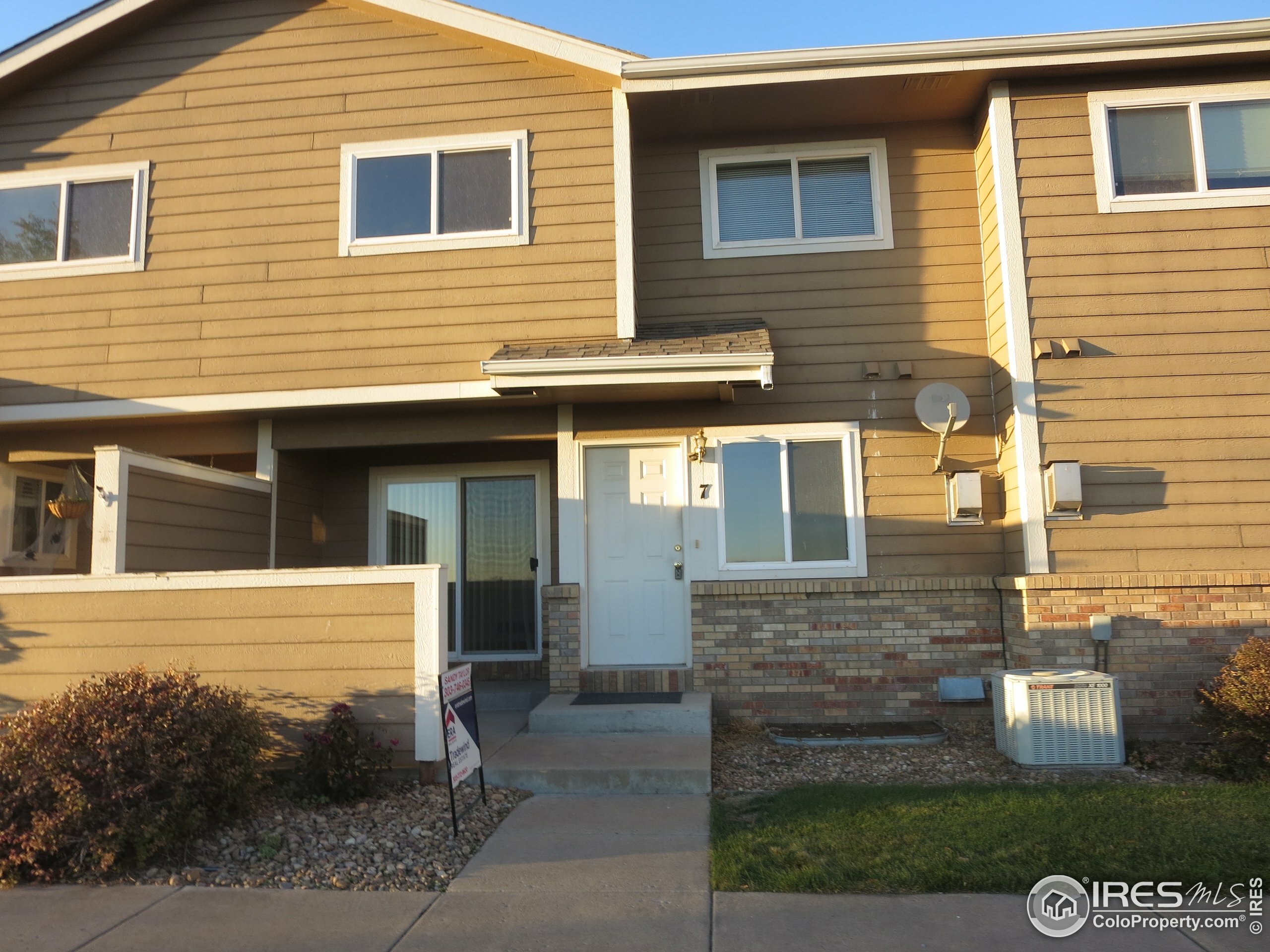 Property Photo:  1601 Great Western Dr 7  CO 80501 