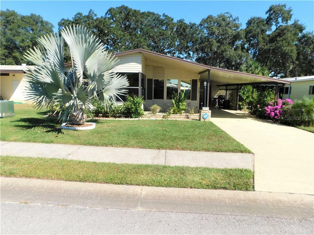 Property Photo:  5520 Riviera Drive  FL 33541 