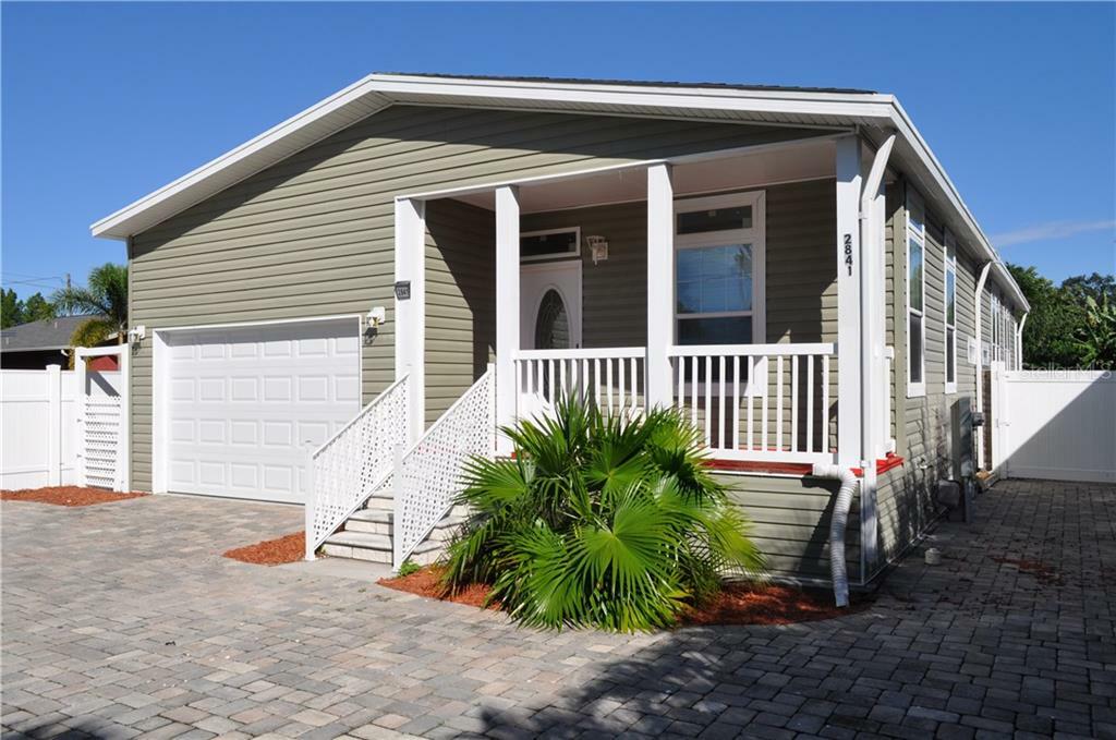 Property Photo:  2841 S Shade Avenue  FL 34239 