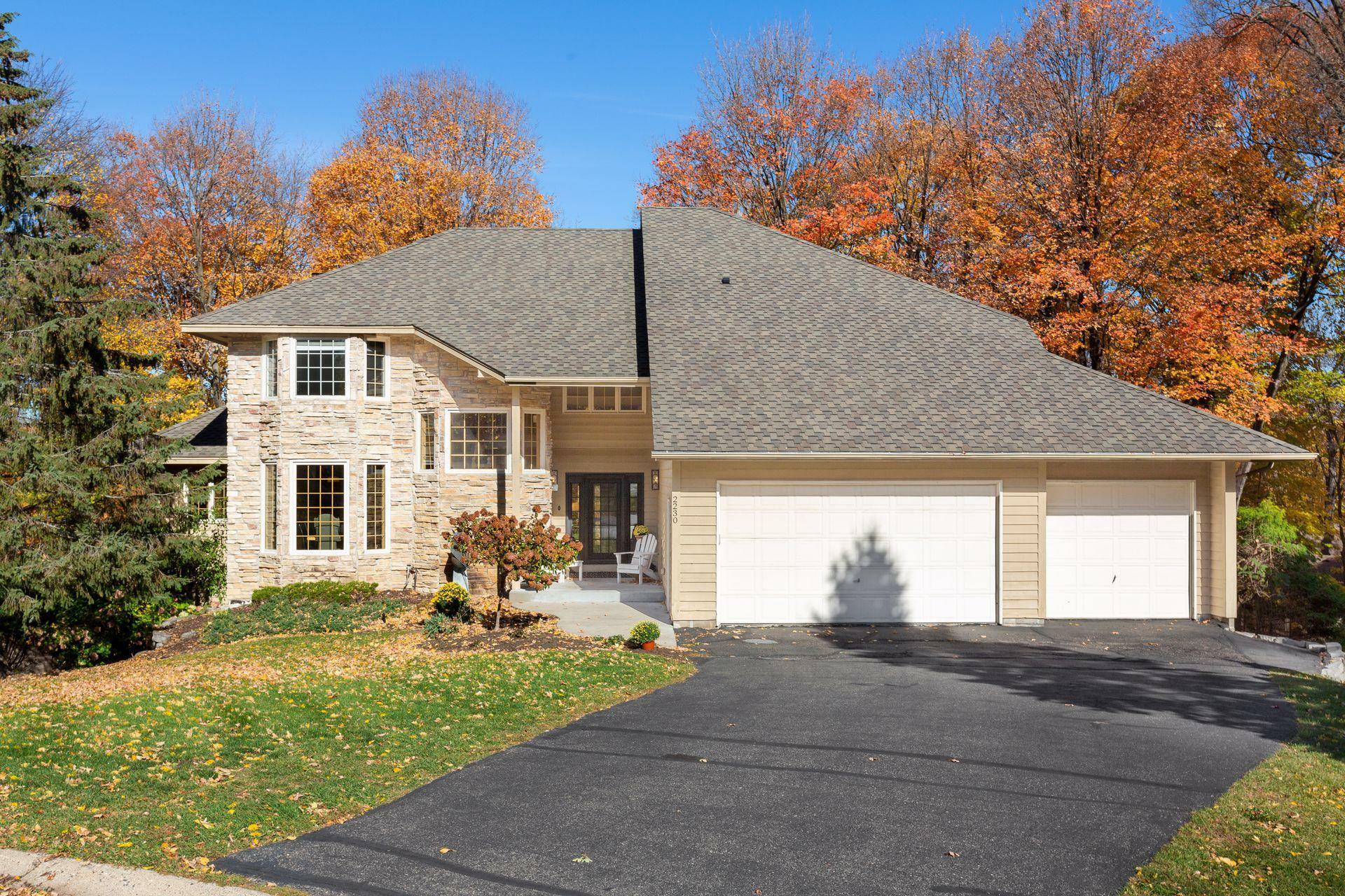 Property Photo: 2230 Sommergate MN 55331