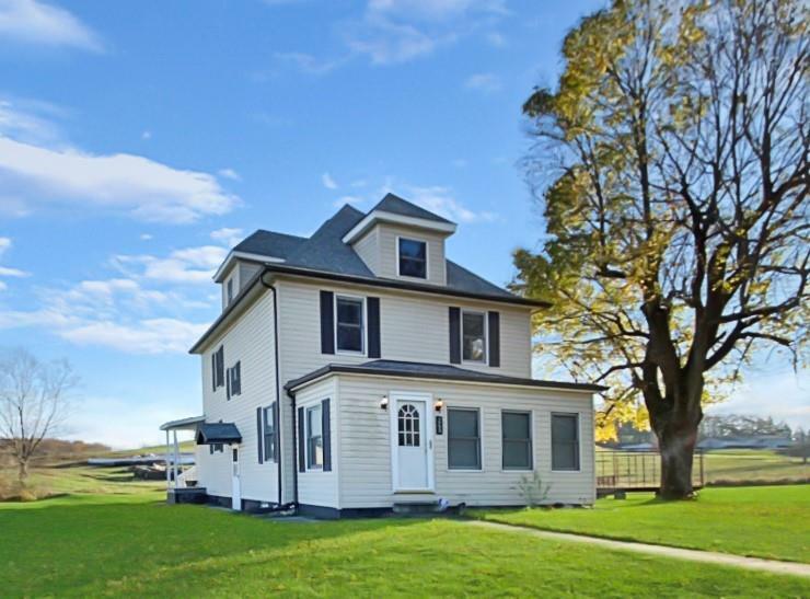 Property Photo: 268 Frew Road PA 16117