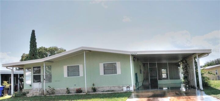 Property Photo:  1405 Skyline Court  FL 32778 