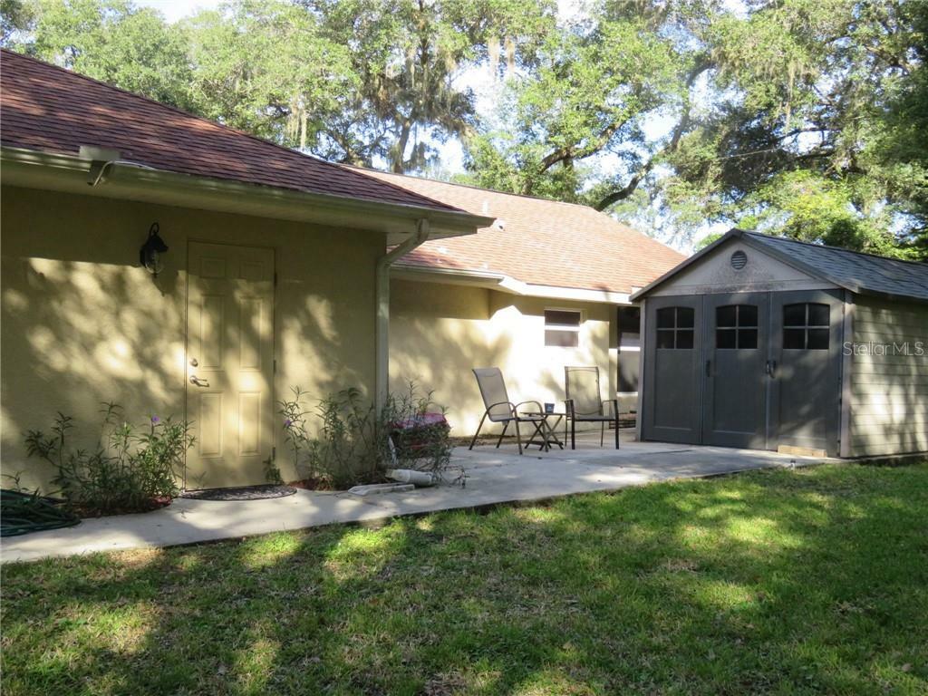 Property Photo:  16236 Cashmere Avenue  FL 33954 