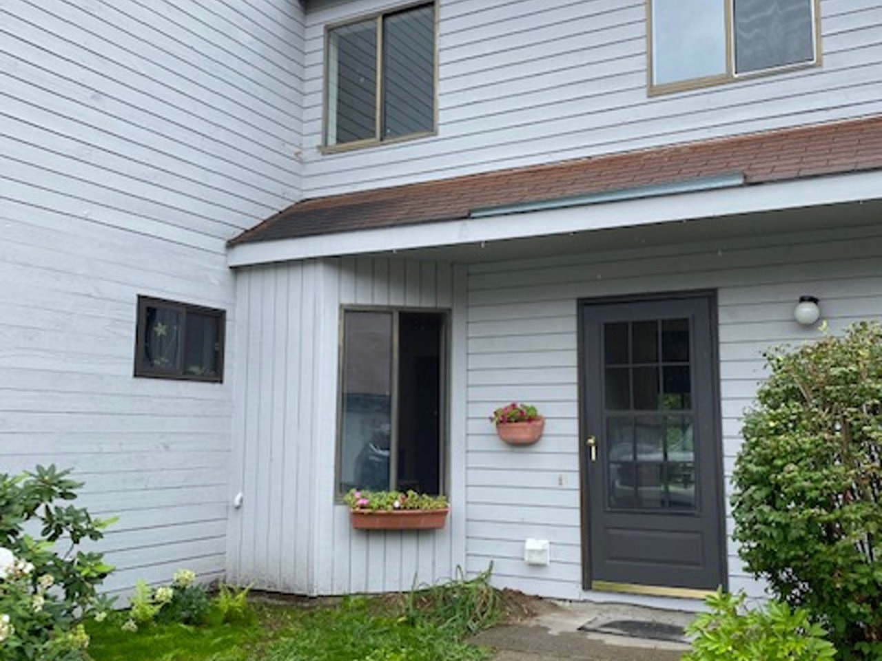 Property Photo: 25 Chelsea Circle VT 05403