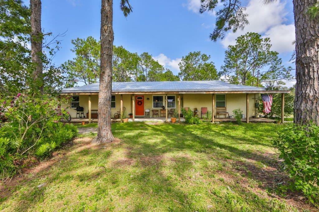 Property Photo:  10818 Dixon Drive  FL 33579 