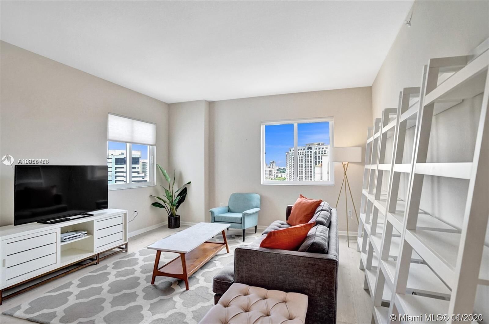 Property Photo:  10 Aragon Ave 1114  FL 33134