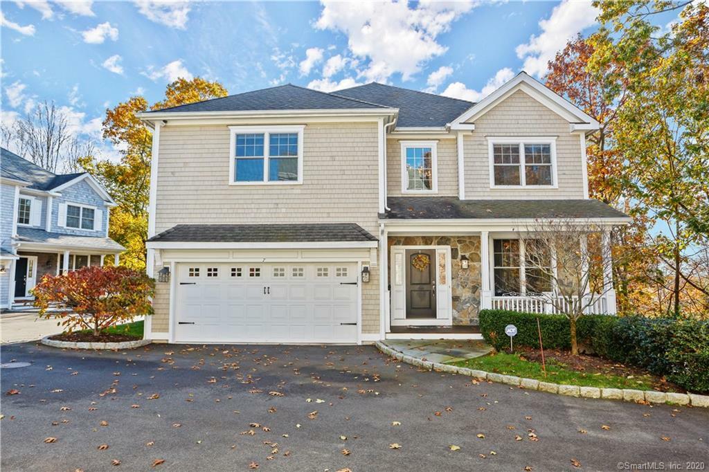 Property Photo: 7 Blue Mountain Court 7 CT 06851