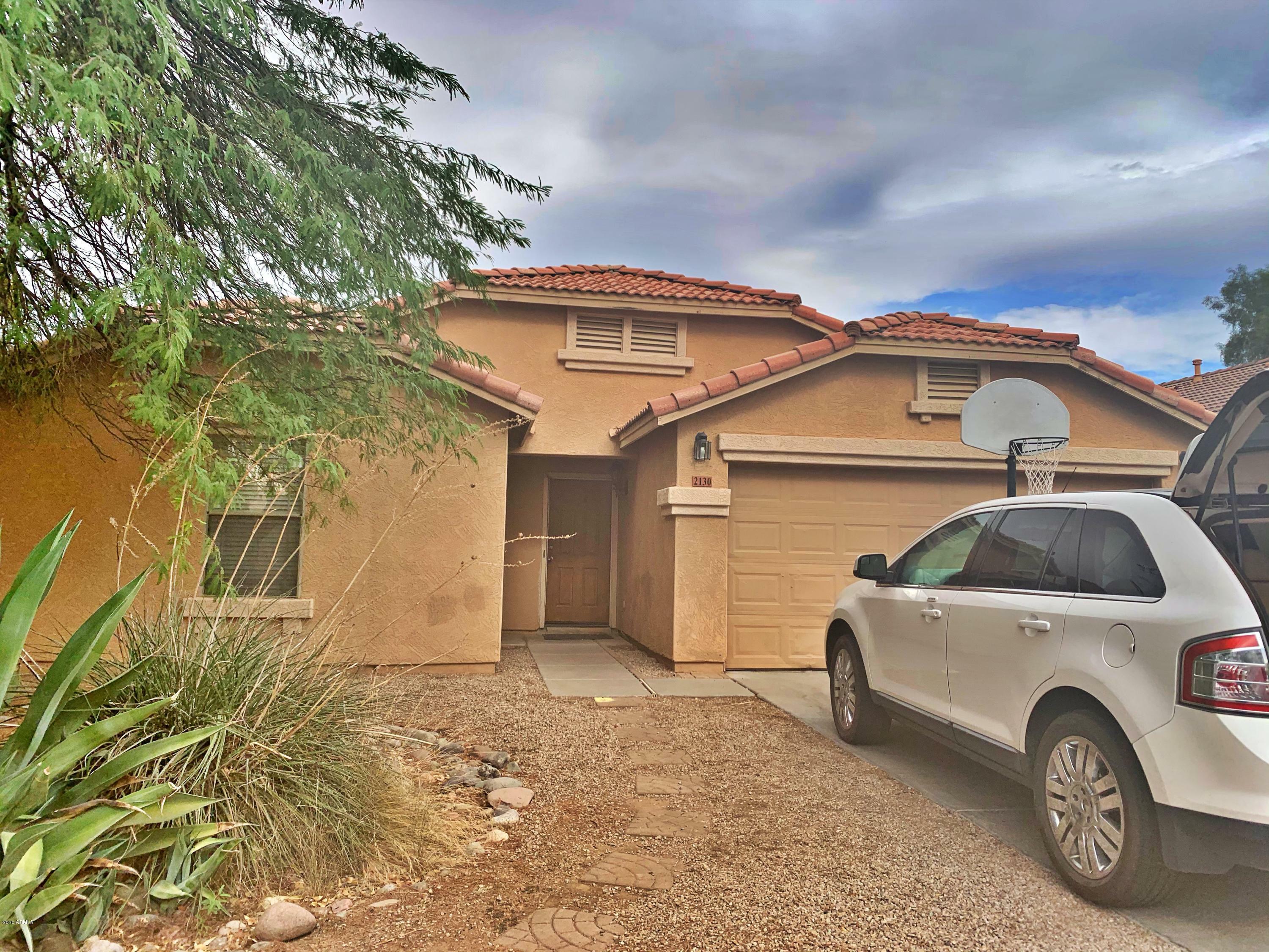 Property Photo:  2130 E Paso Fino Drive  AZ 85140 