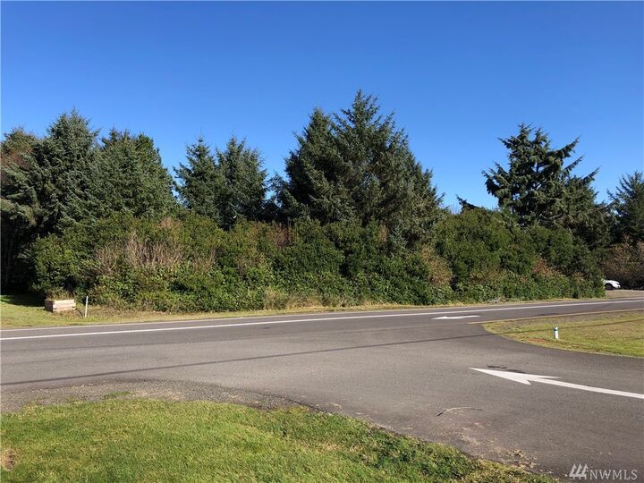 Property Photo:  178 Pacific Blvd NW  WA 98569 