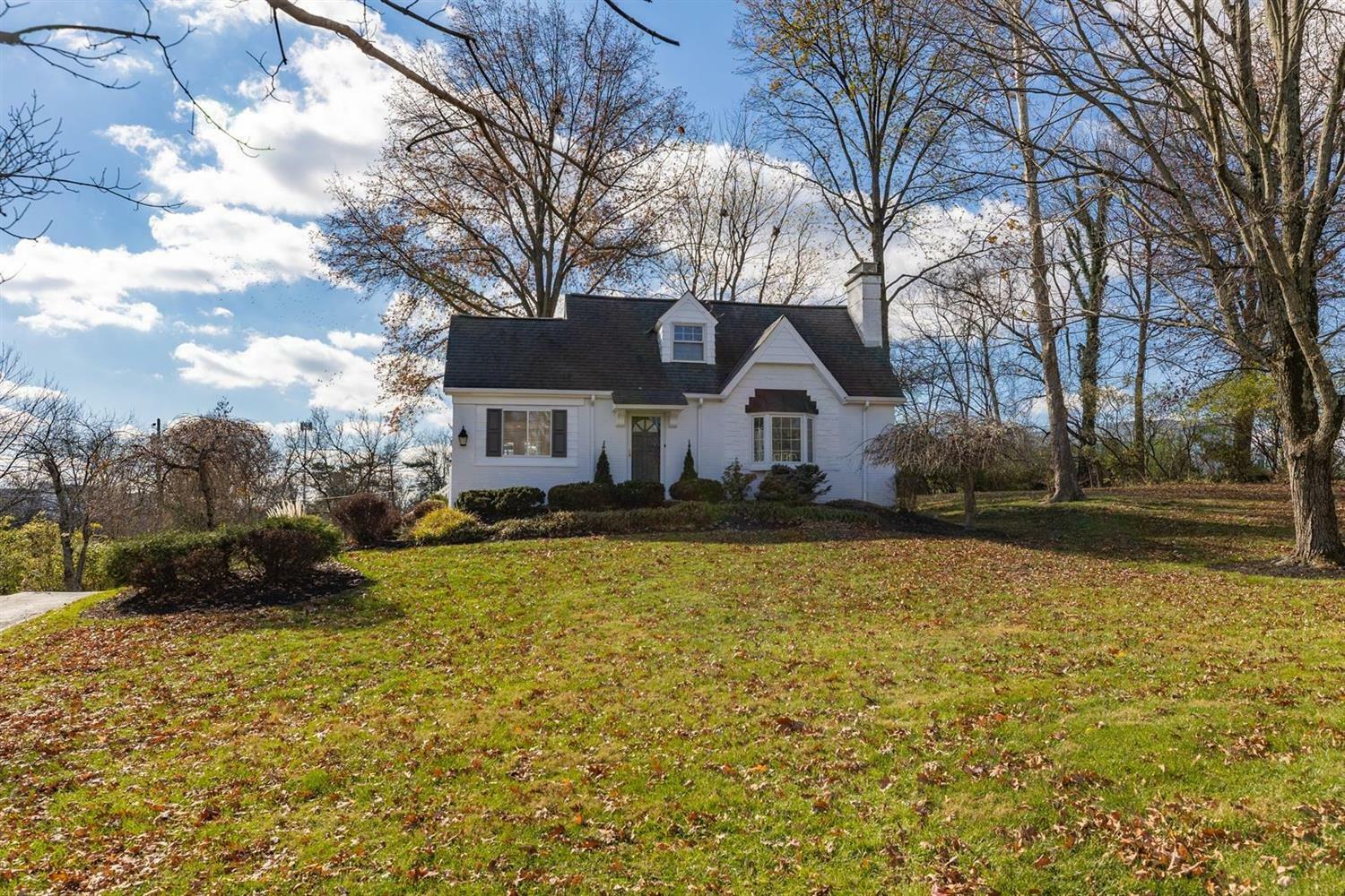 Property Photo:  6615 Kugler Mill Rd  OH 45236 