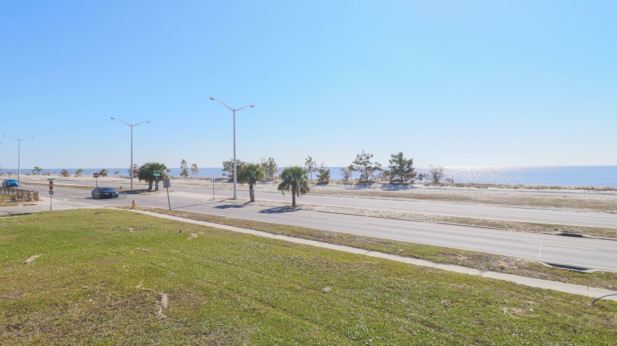 1604 Beach Boulevard  Biloxi MS 39531 photo