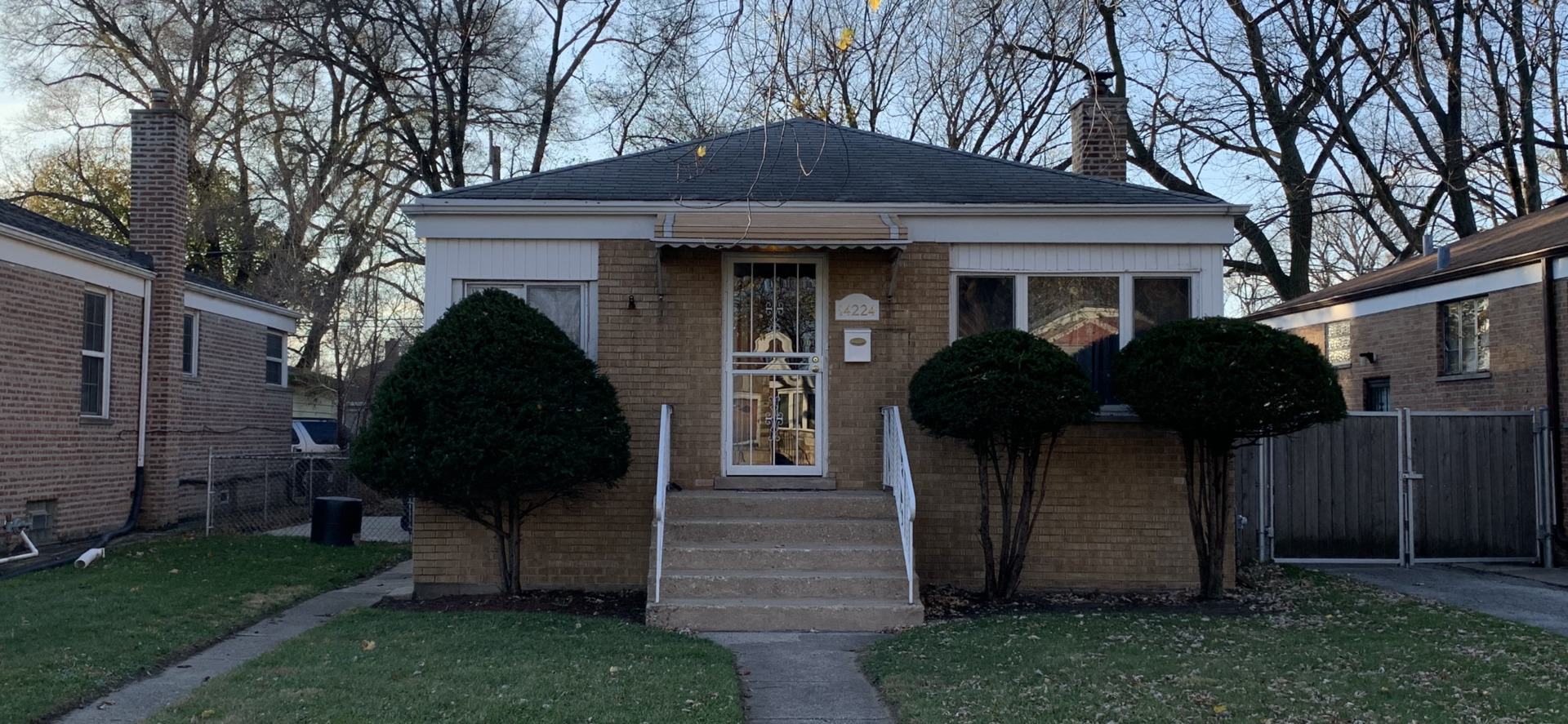 Property Photo: 14224 Dobson Avenue IL 60419