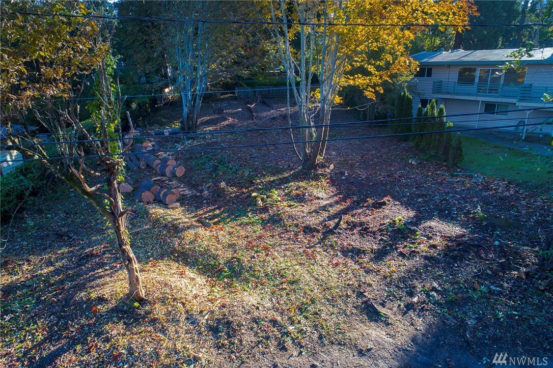 Property Photo:  42 Xx 89th Ave SE  WA 98040 