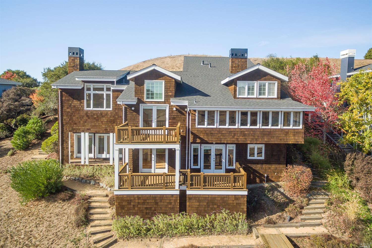 Property Photo: 10 Indian Rock Court CA 94920