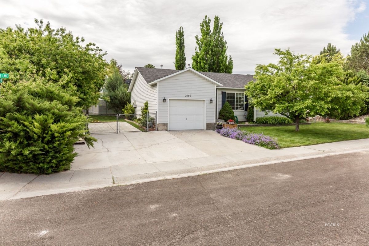 Property Photo:  2106 Columbine Lane  NV 89801 