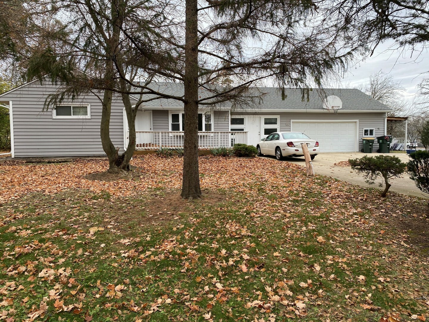 Property Photo:  27W204 Vale Road  IL 60185 