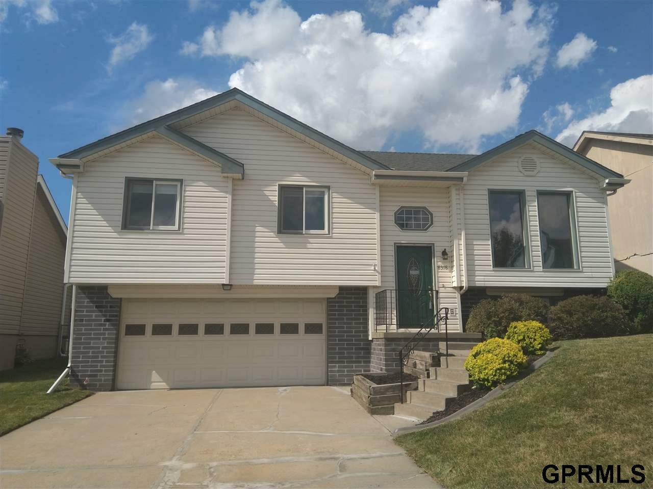 Property Photo:  8318 Iowa St  NE 68122-1471 