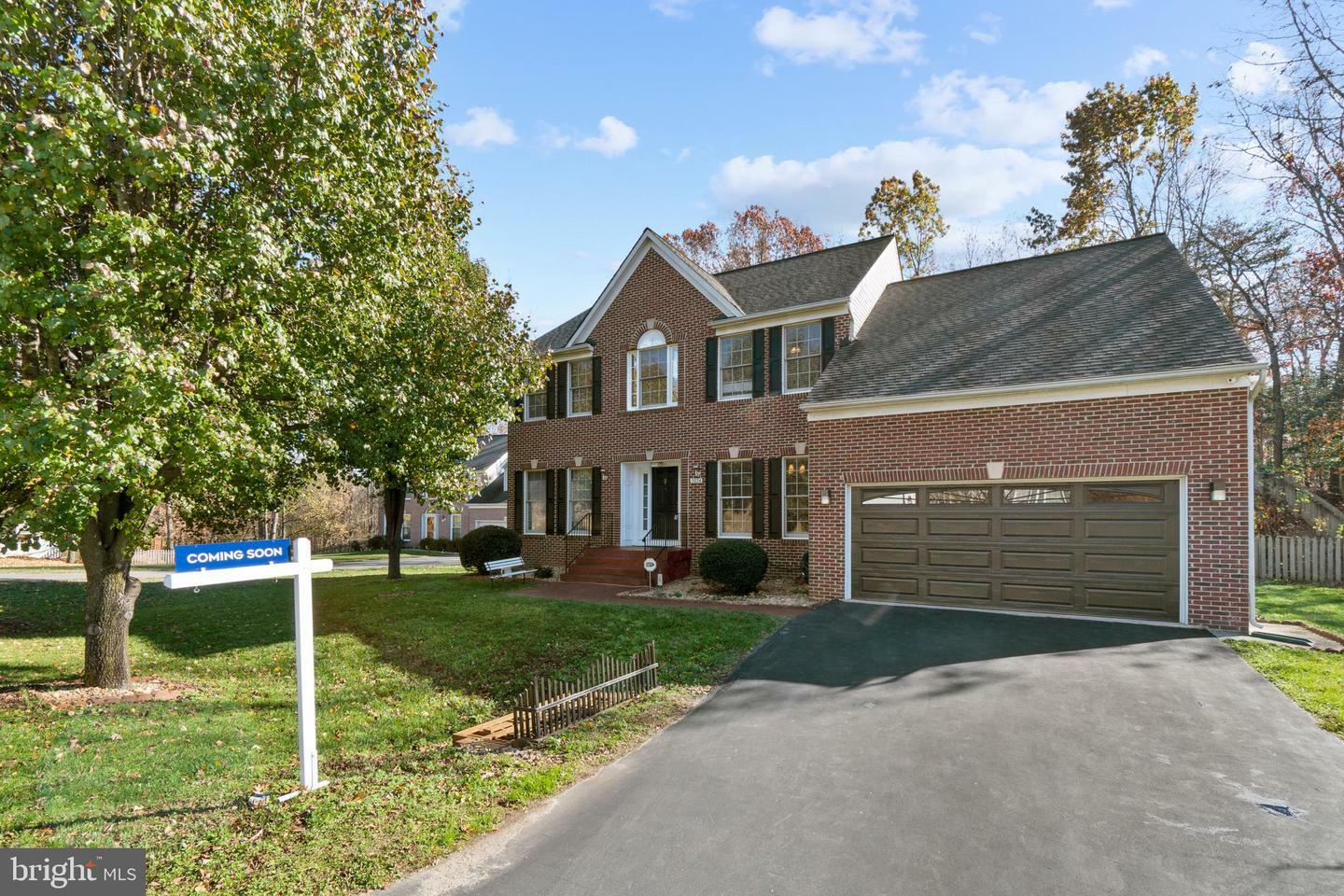 Property Photo:  5024 Queensbury Circle  VA 22408 