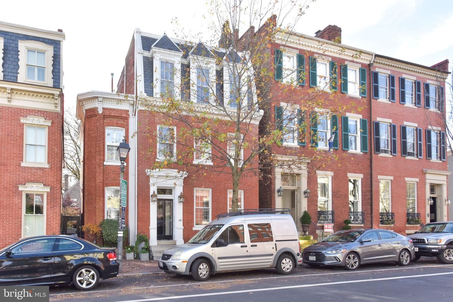 Property Photo:  410 Prince Street  VA 22314 