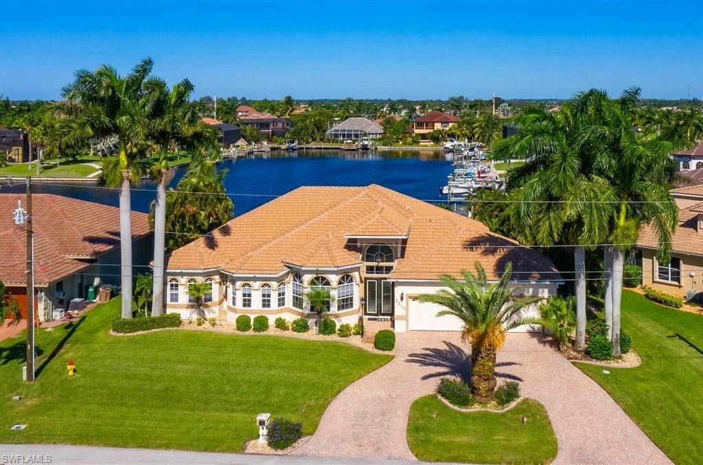 Property Photo:  2515 SW 49th St  FL 33914 