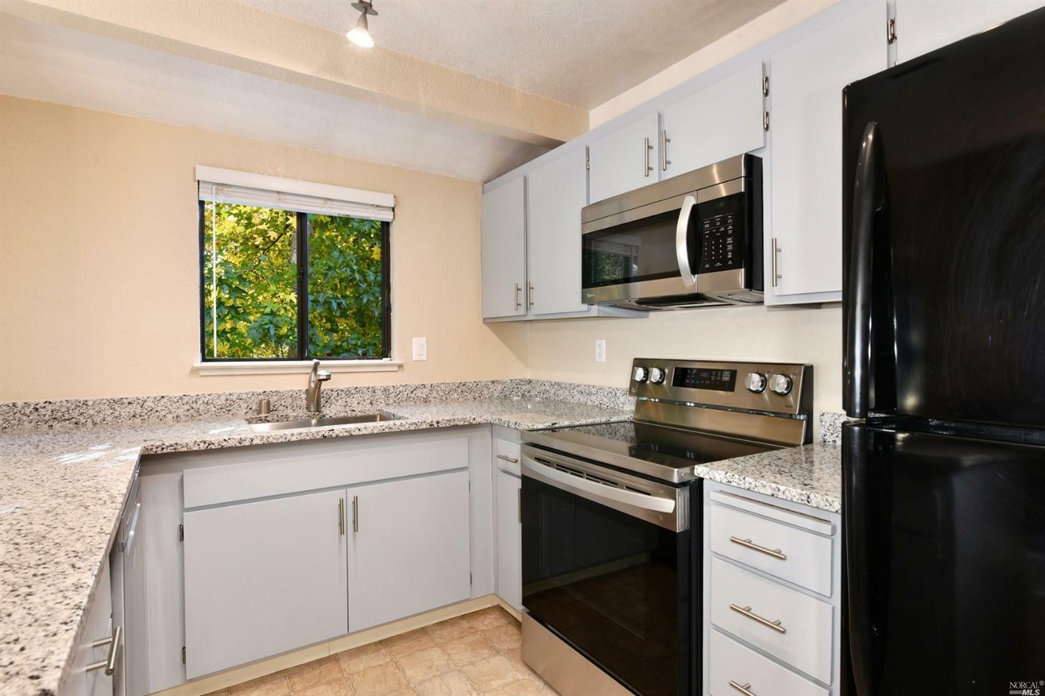 Property Photo:  2619 Westberry Drive  CA 95403 