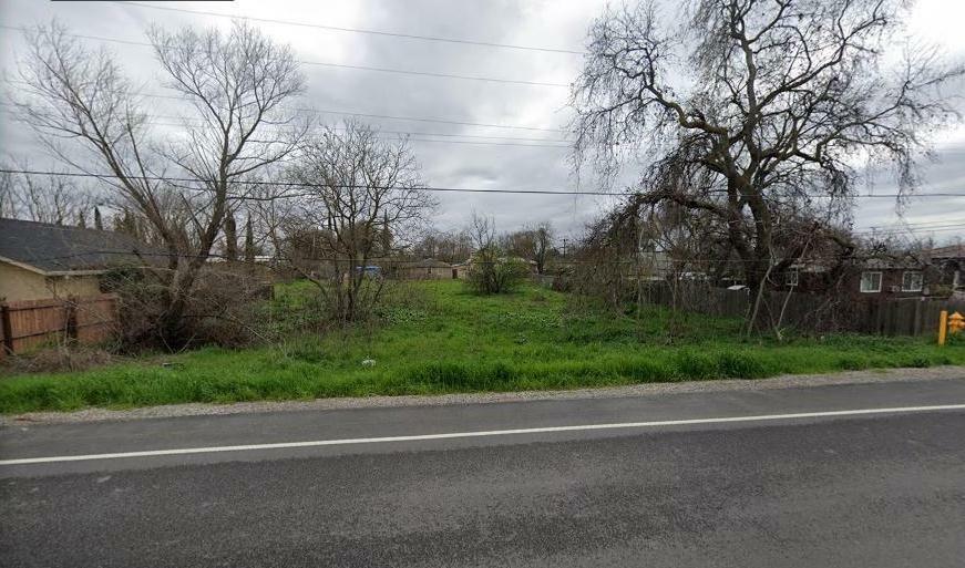 Property Photo:  1786 W Washington Street  CA 95203 