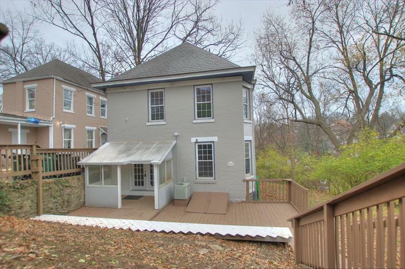 Property Photo: 3416 Beaumont Pl OH 45205