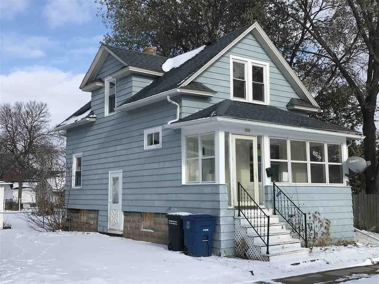 Property Photo:  210 East Melvin Street  WI 54901 