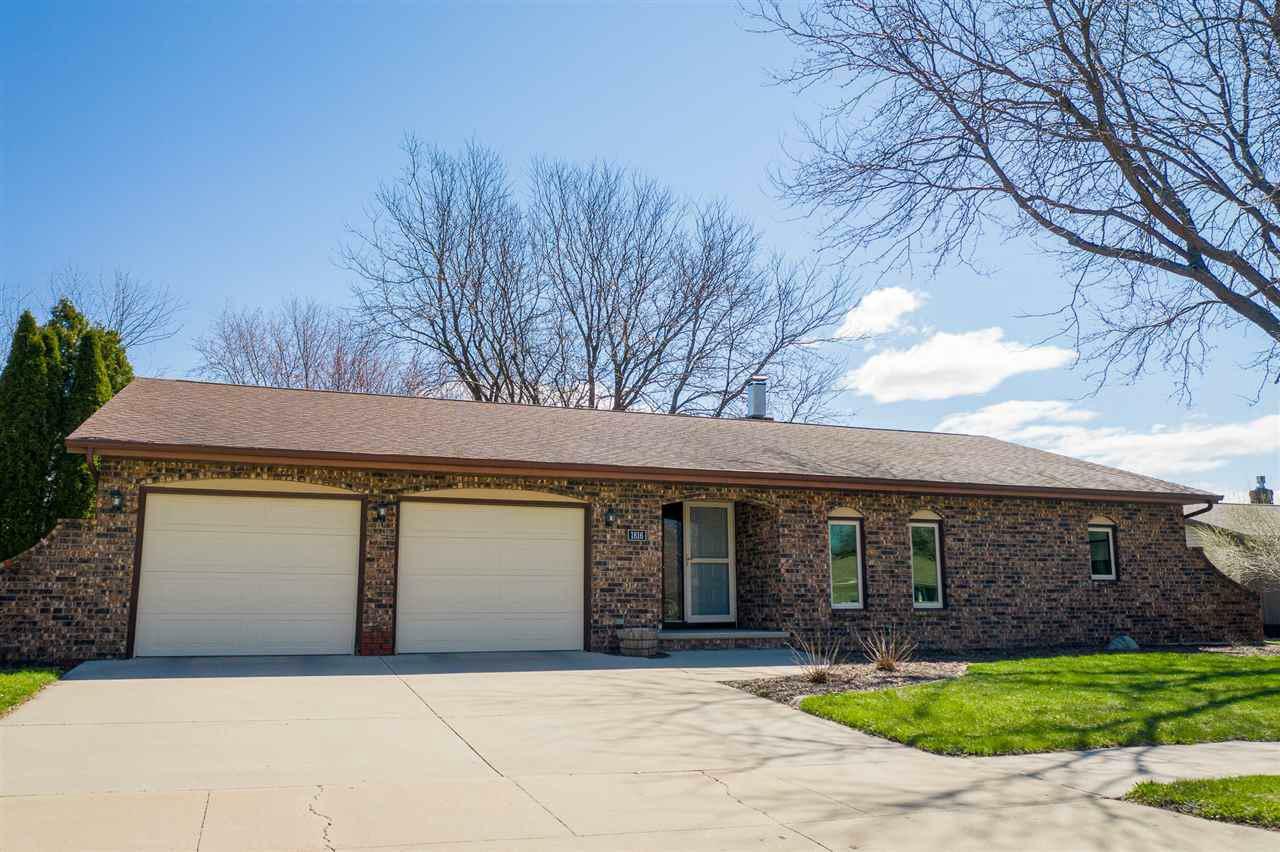 Property Photo: 1816 Grant Street WI 54140