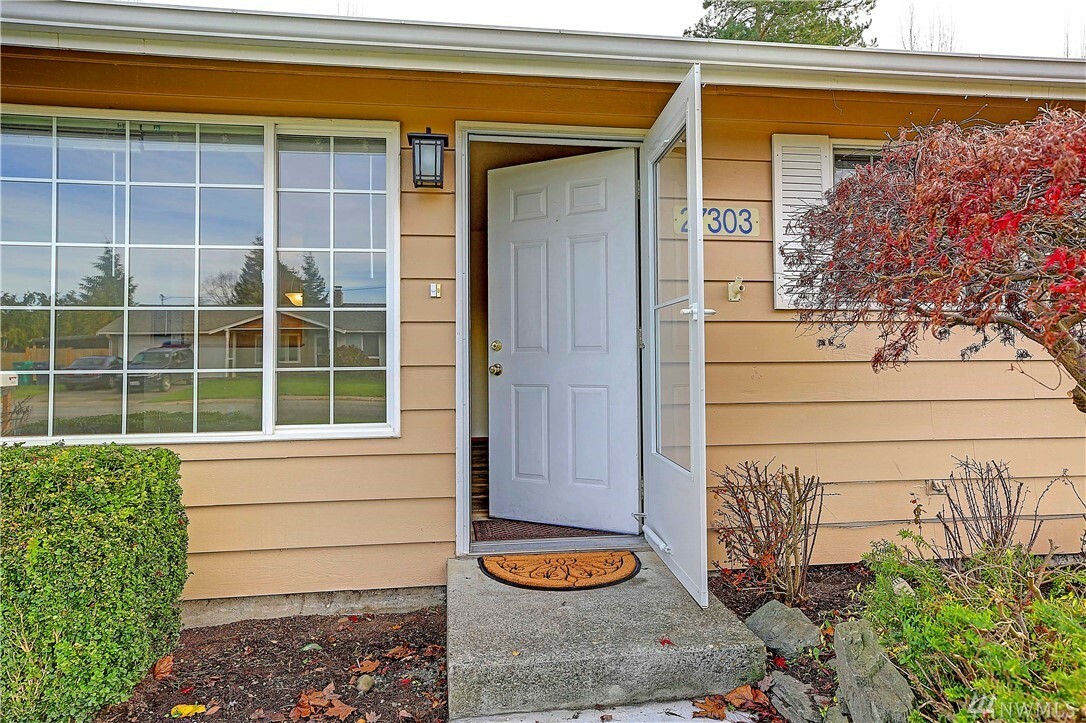 Property Photo:  27303 76th Drive NW  WA 98292 