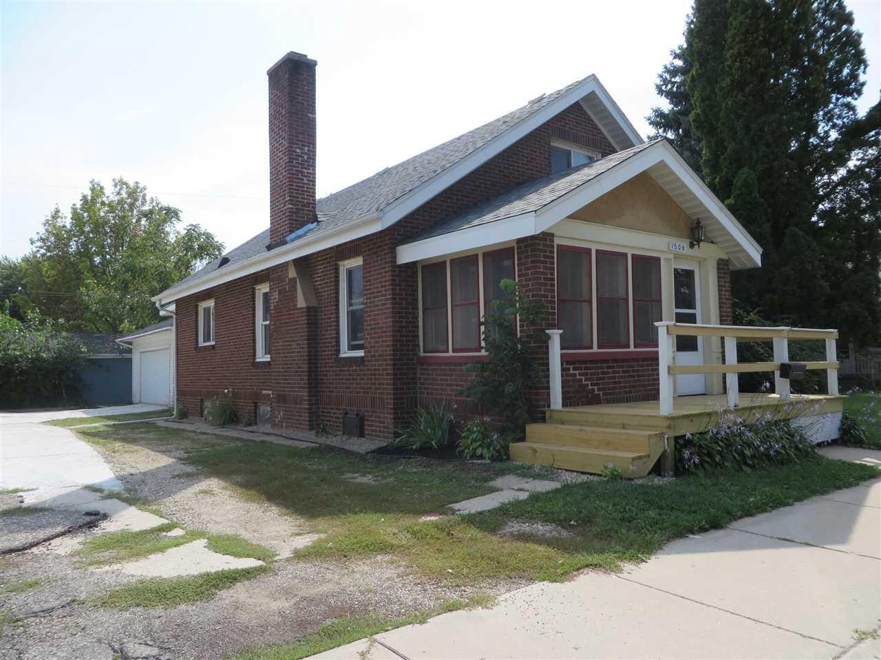 Property Photo: 1509 West Court St WI 53548