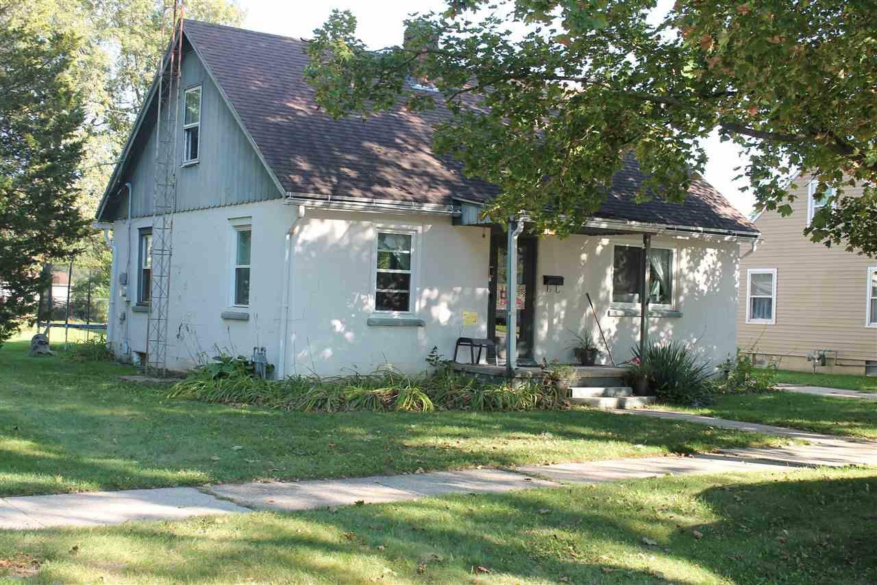 Property Photo: 1016 Cornelia St WI 53545