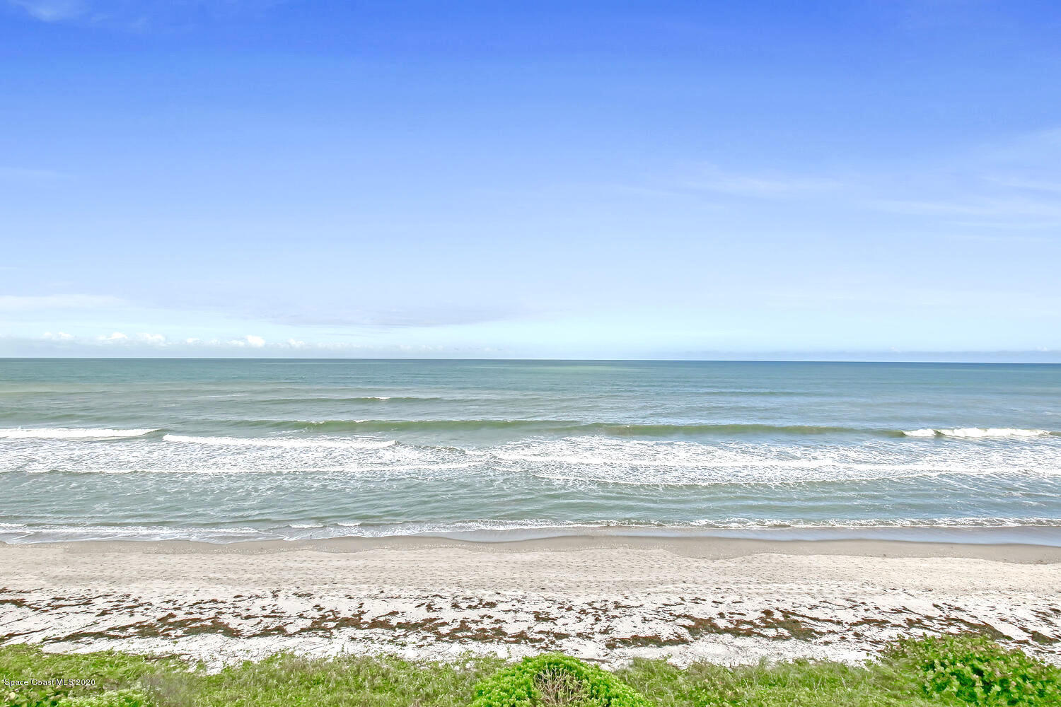 Property Photo: 2075 Highway A1a FL 32937