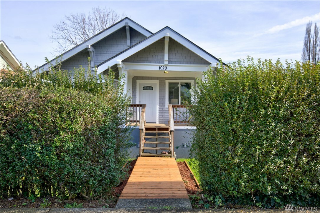Property Photo: 1020 Lincoln St WA 98550