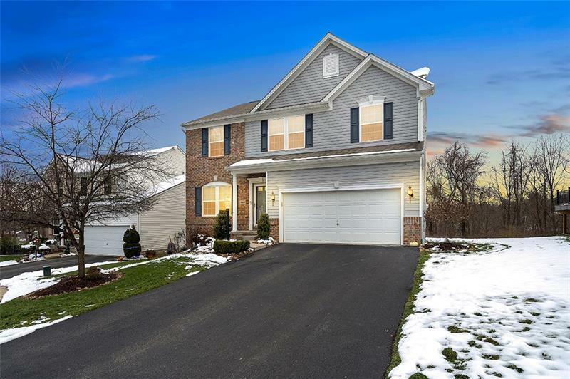 Property Photo:  648 Glengarry Ct  PA 15239 