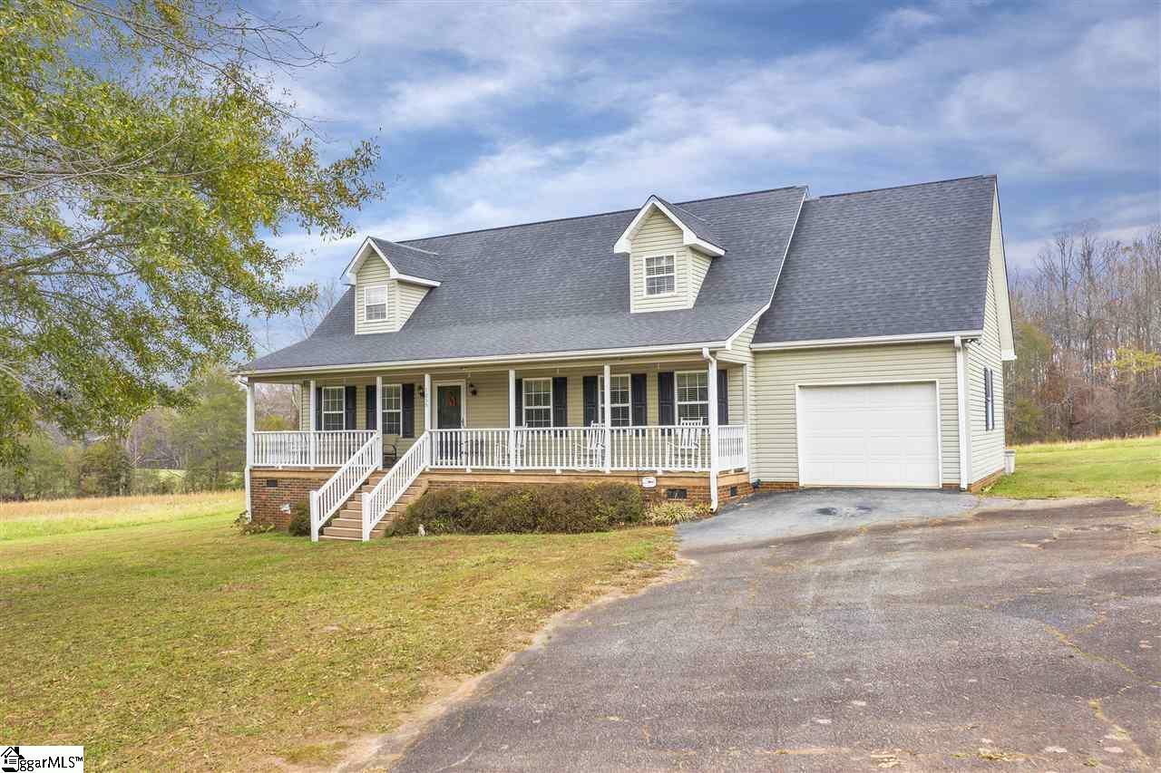 Property Photo:  1055 Hammett Road  SC 29322 