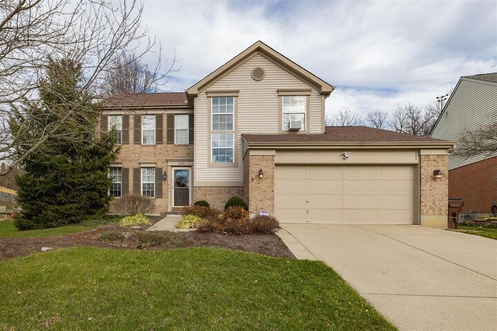 3156 Lancer Ln  Green Twp OH 45239 photo