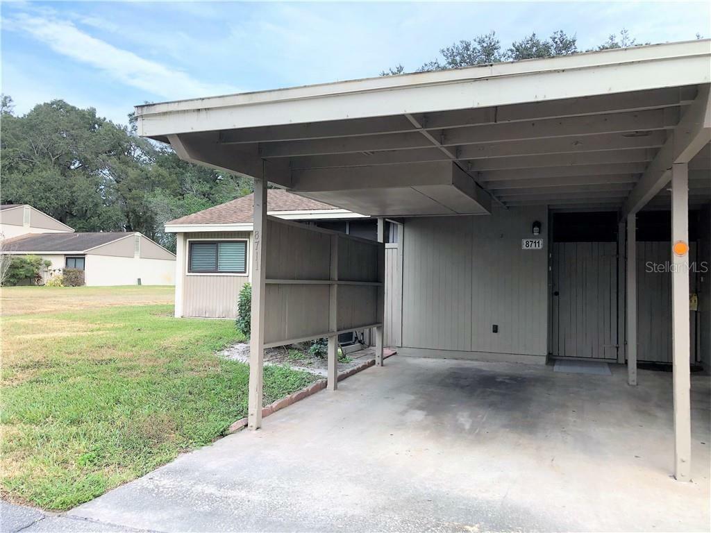 Property Photo:  8711 Plum  FL 33637 