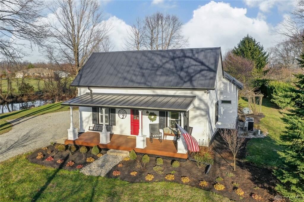 Property Photo: 878 Middleboro Road OH 45054