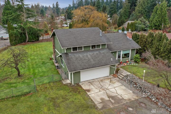 Property Photo:  10618 73rd Ave E  WA 98373 