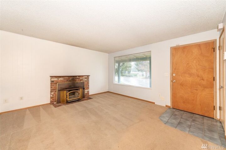 Property Photo:  35024 18th Ave SW  WA 98023 