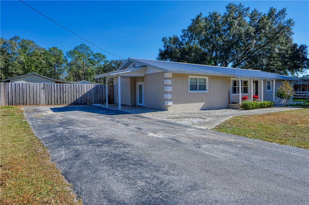 Property Photo:  5531 NE 25th Avenue  FL 34479 